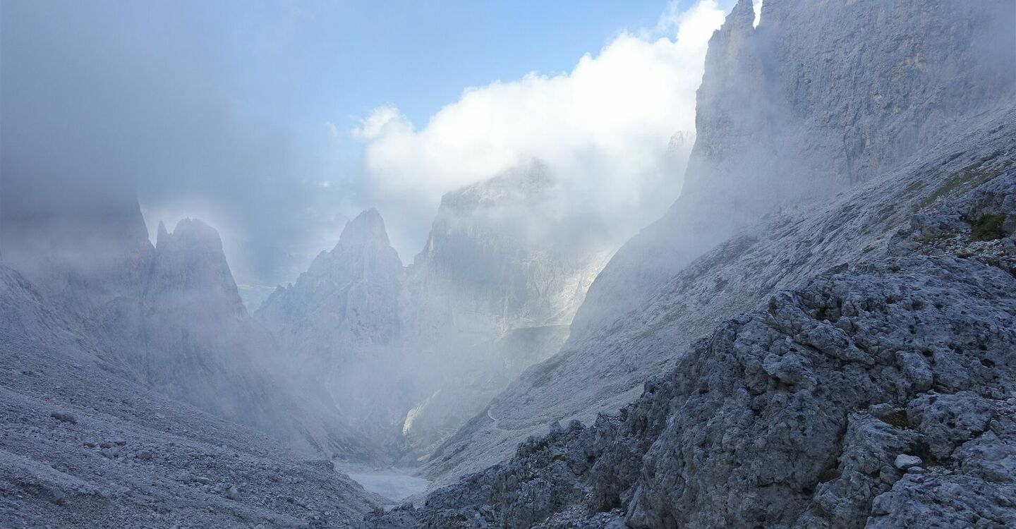 WKB2 1043 4 Majestätisch und prachtvoll ragen die Dolomiten in die Höhe.