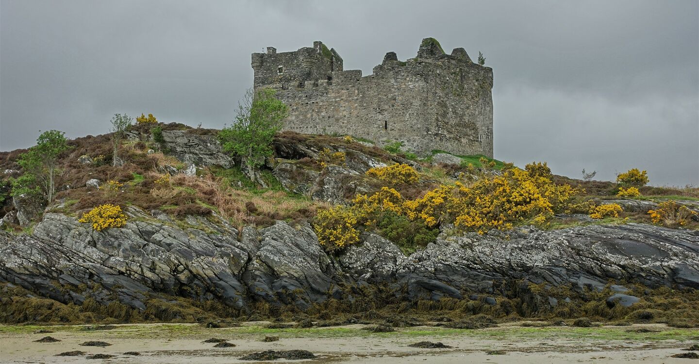 WSCH 1017 5 Castle Tioram