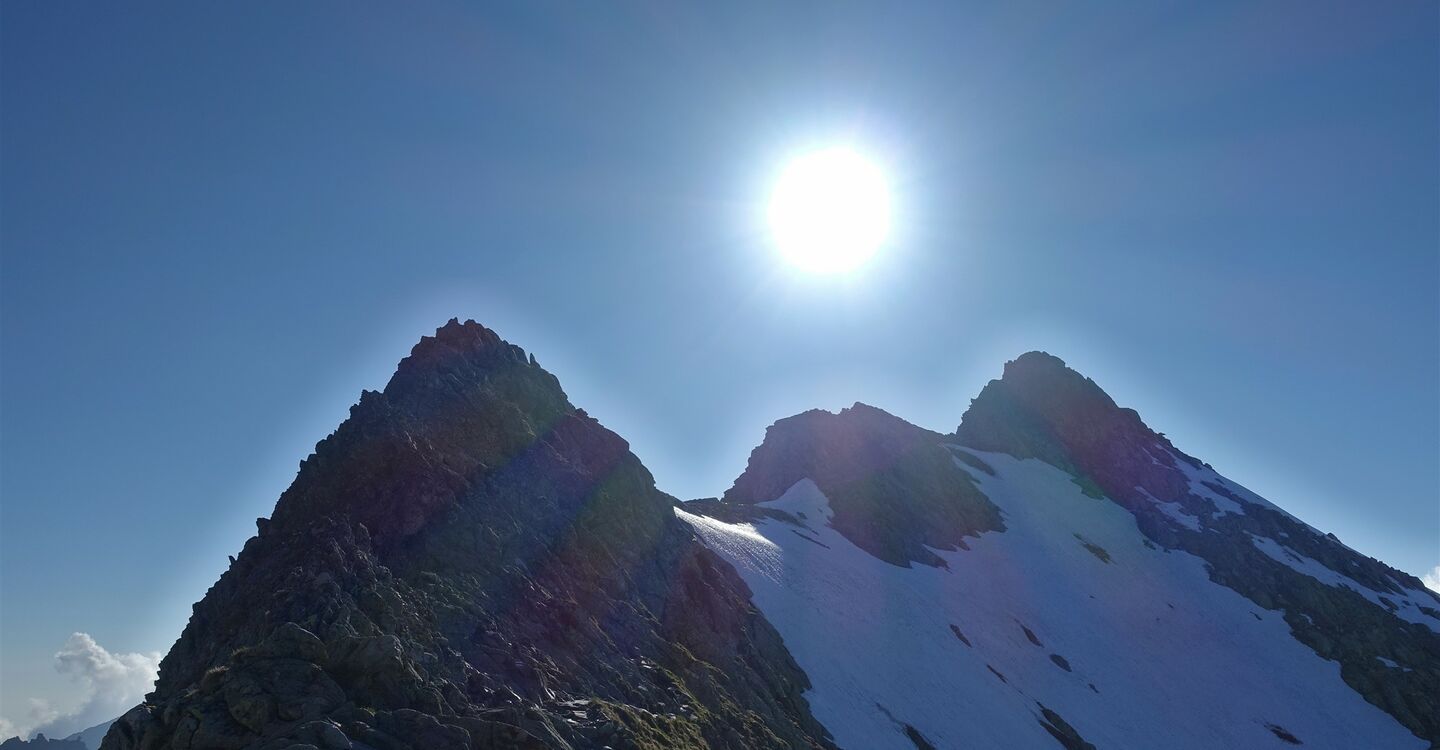 WTA 1064 2 Von der Einsattlung Zawrat (2159 m) schaut man entlang des Perc Höhenwegs