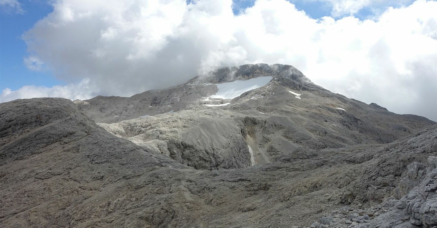 WKB2 1055 2 Der 2939 m hohe Cima La Fradusta mit einem verbliebenen Gletscherfeld.