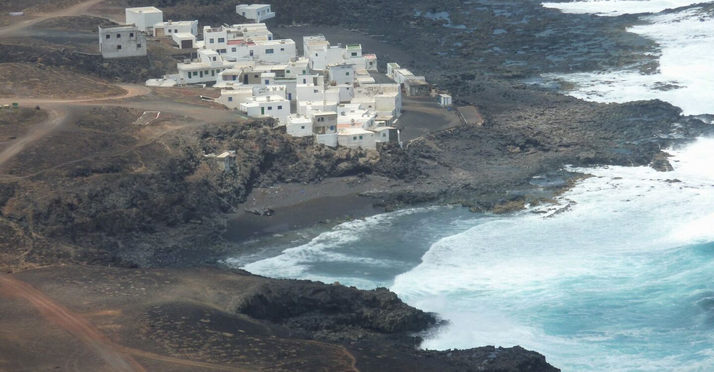 WL 1037 2 Lanzarote 29.078667 -13.706933 Blick vom KÃ¼stenfahrt auf Tenesar