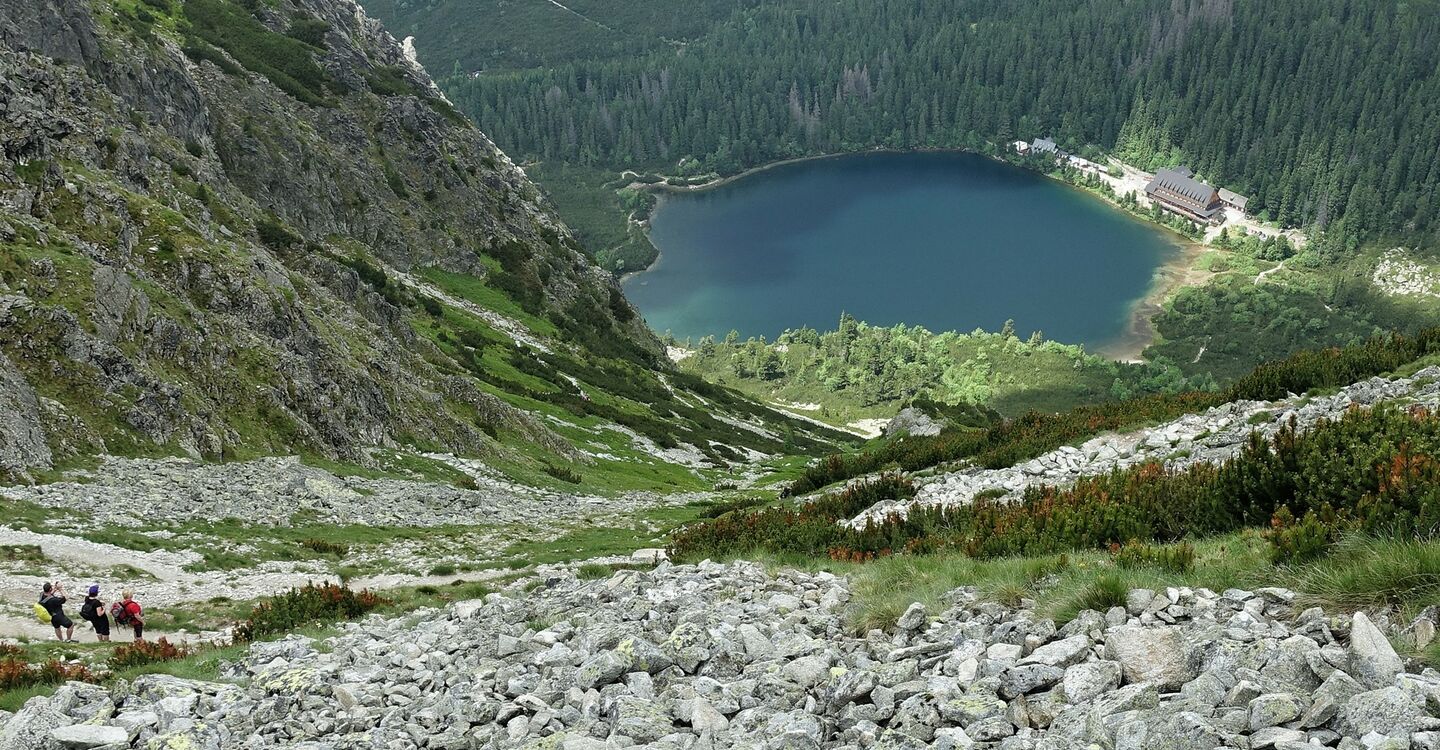 WTA 1047 3 Tiefblick vom Sedlo pod Ostrvou zum Popradské pleso