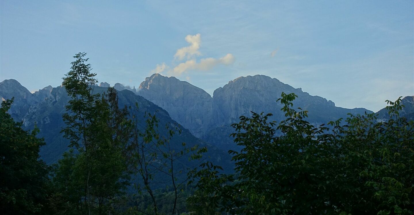 WKB1 1022 4 Das einmalige Bergpanorama der südlichen Dolomiten.