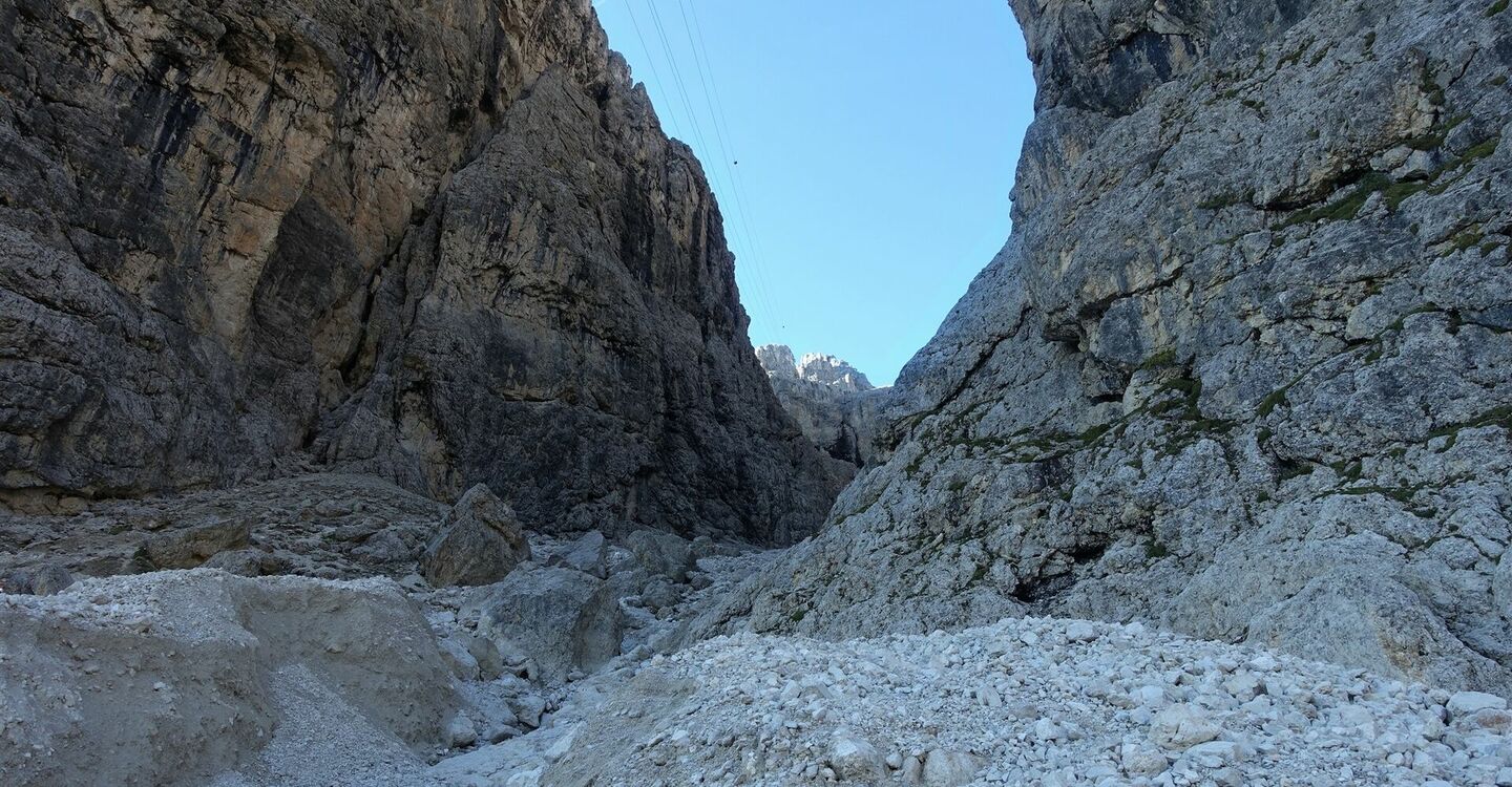 WKB2 1034 2 Der Einstieg in das Val Setus.