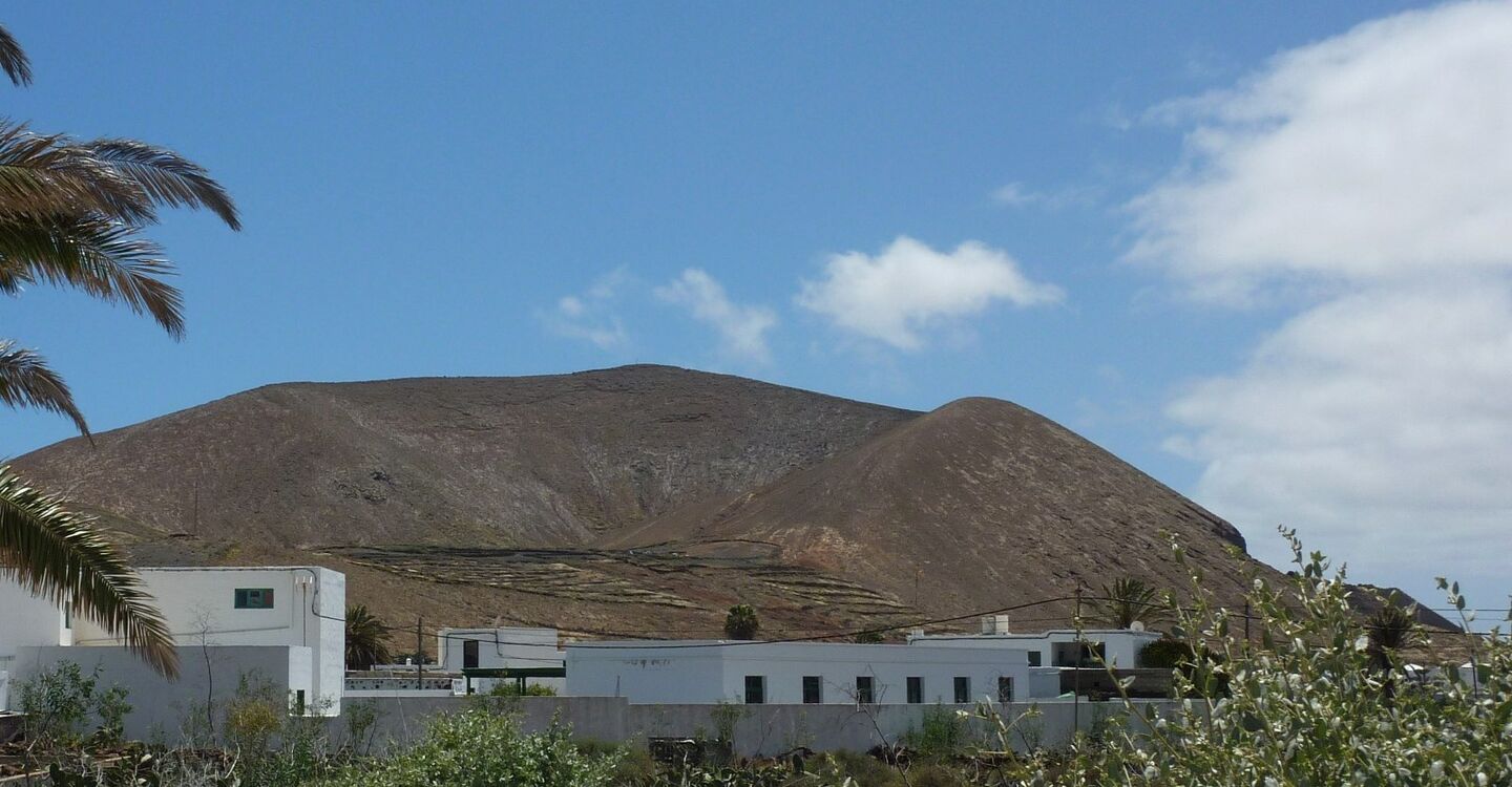 WL 1021 1 Lanzarote 29.06365 -13.48495 Blick auf den Montana Tinamala