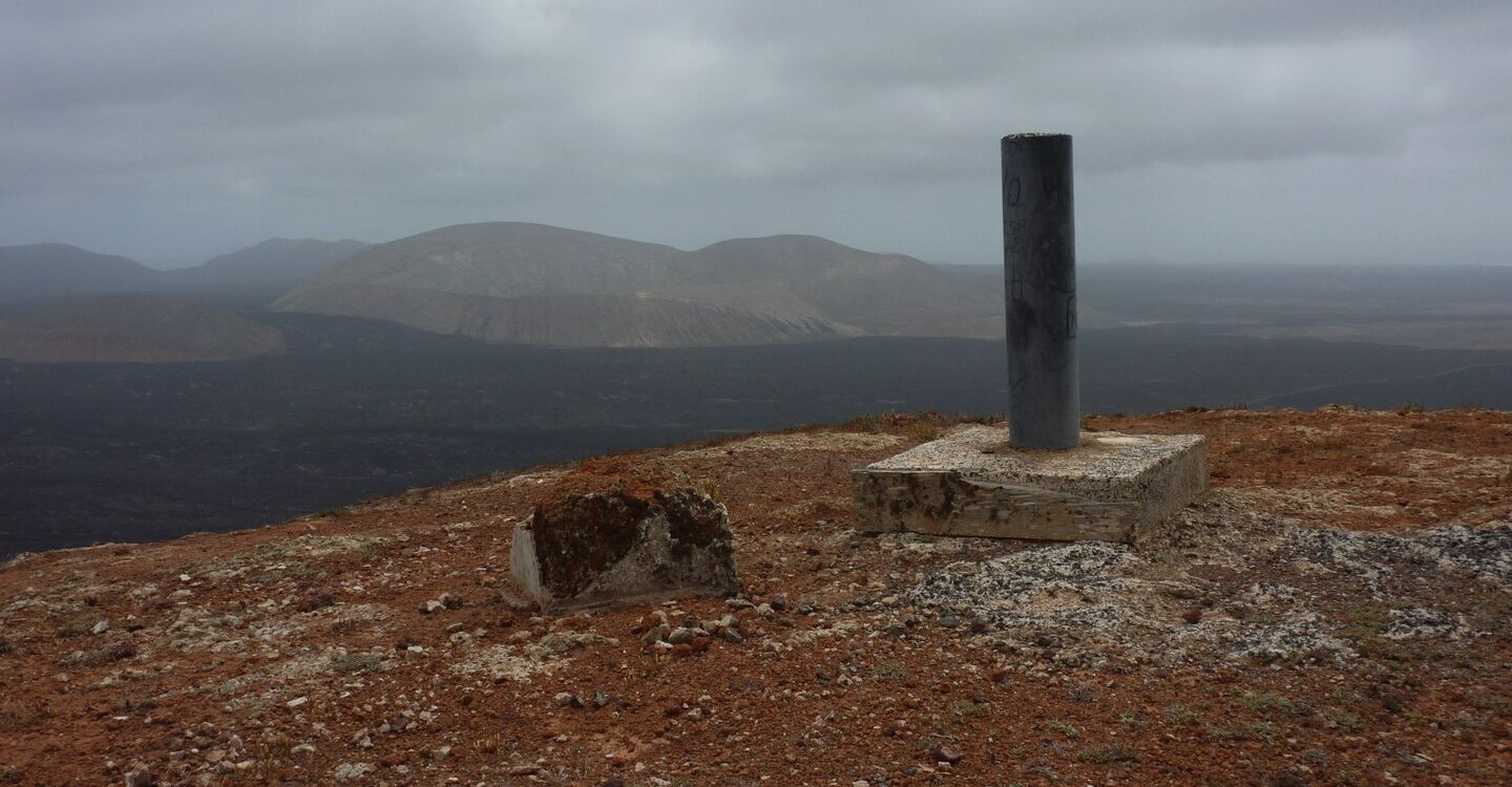 WL 1036 5 Lanzarote 29.067067 -13.706417 MontaÃ±a de Teneza 368 m