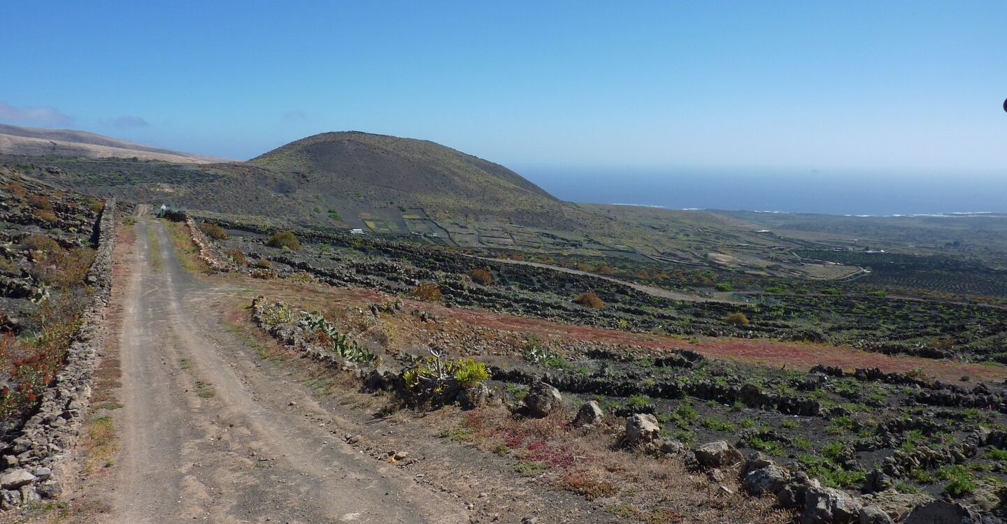 WL 1004 5 Lanzarote 29.192267 -13.47135 Blick auf den La Quamada de Orzola