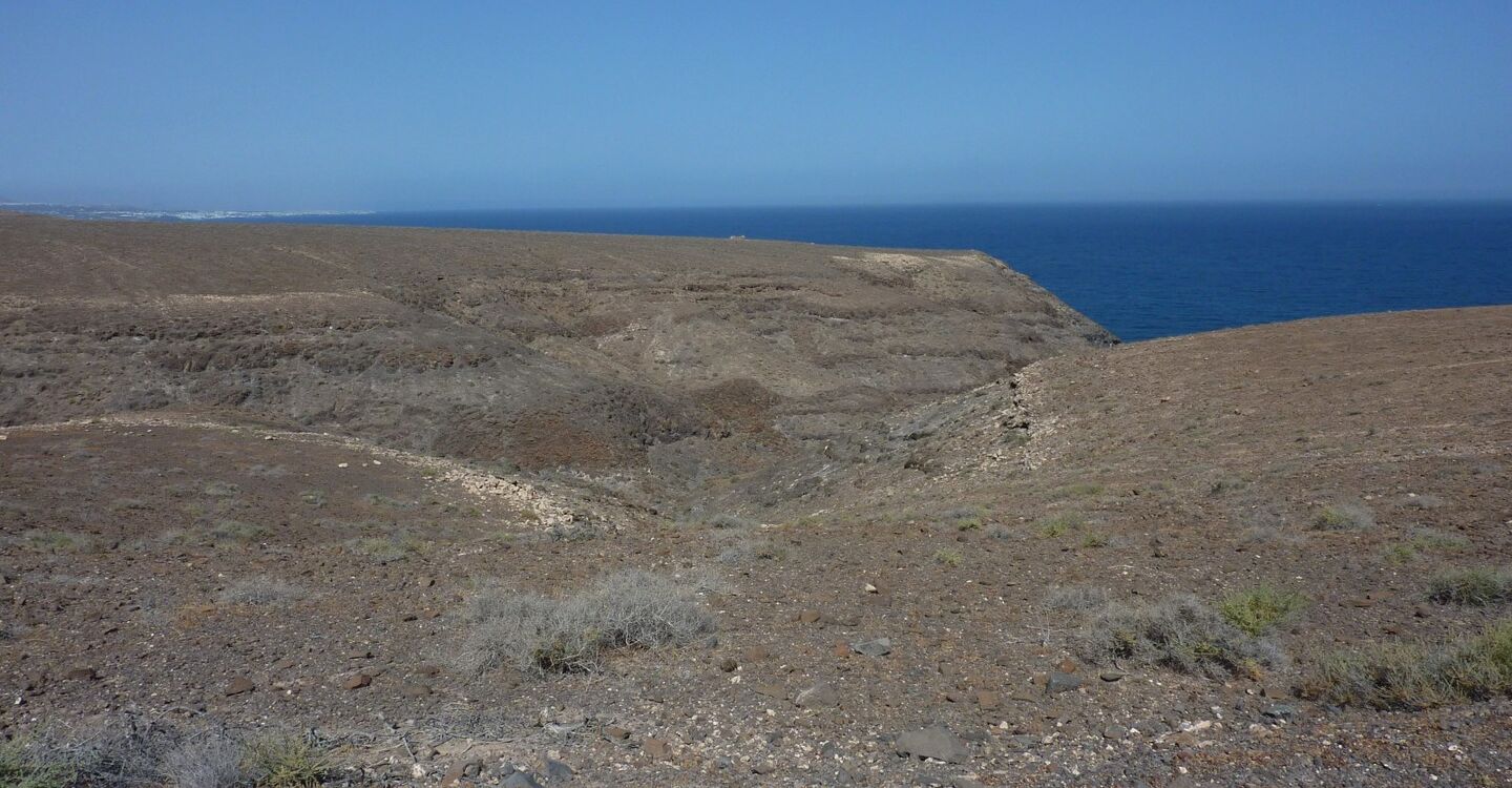 WL 1042 2 Lanzarote  28.8686 -13.763383 der versteckte Einstieg zum Traumstrand