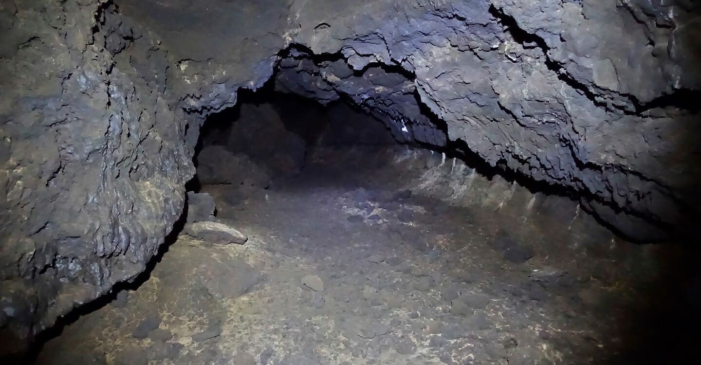 WEH 1010 2 der Lavakanal der Cueva del Faro