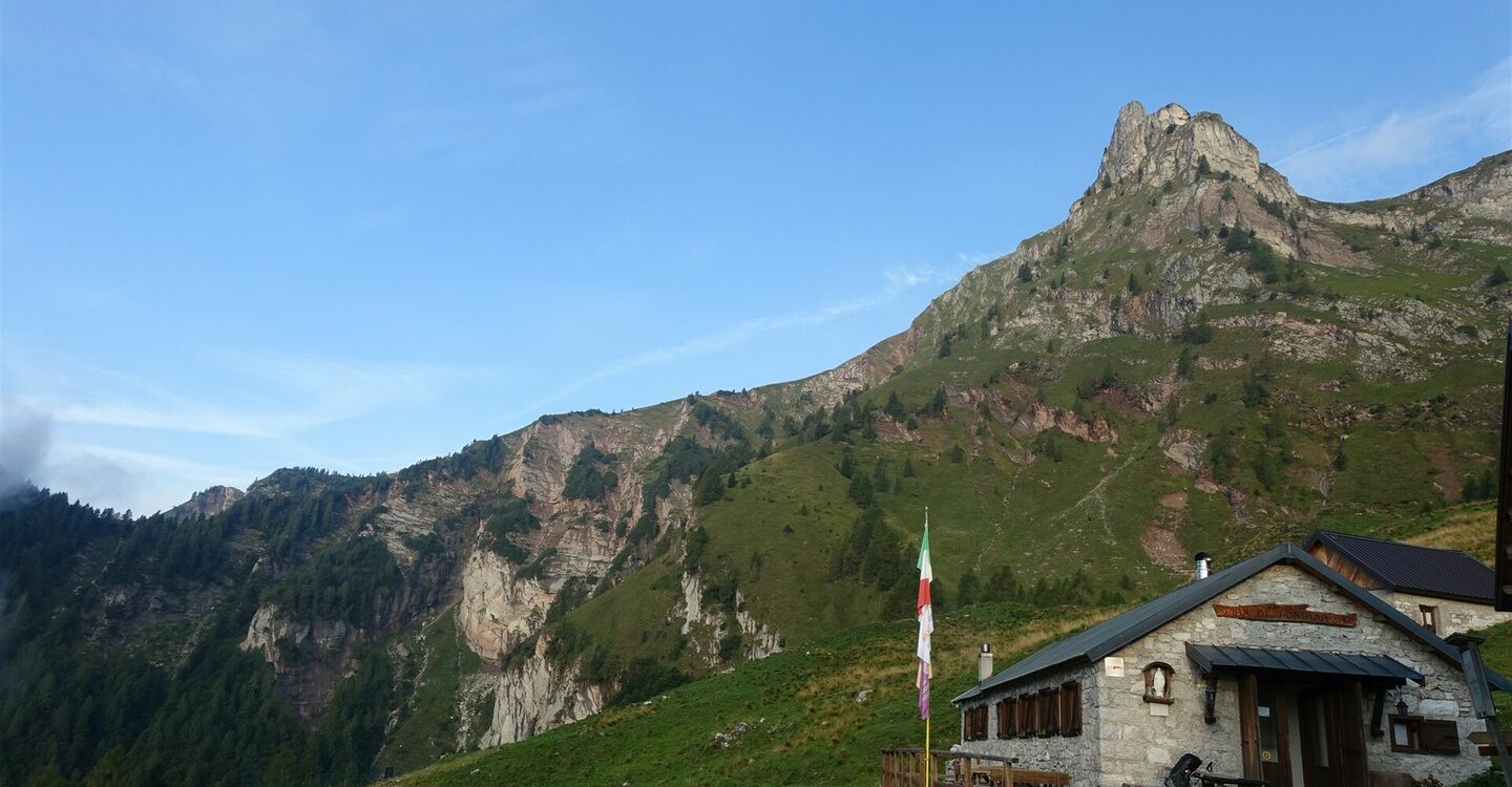 WKB1 1019 1 Das Rifugio Plan de Fontana.