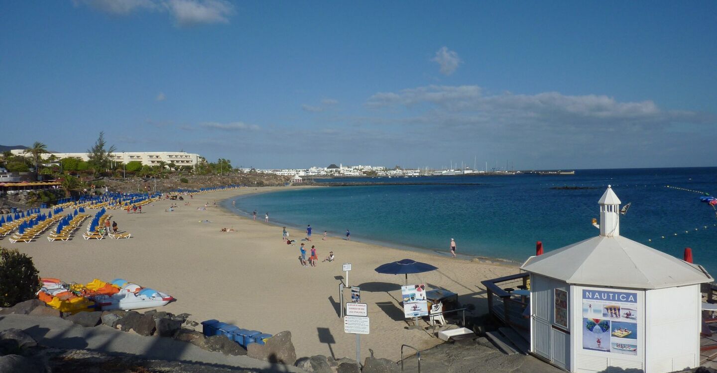 WL 1052 5 Lanzarote 28.862383 -13.8248 Playa Dorada