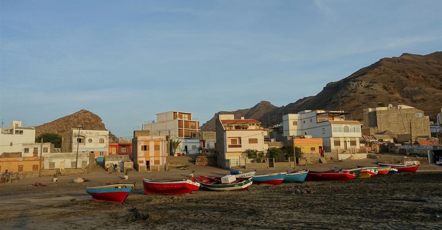 WKB 1035 1 Der Strand von São Pedro im Abendlicht